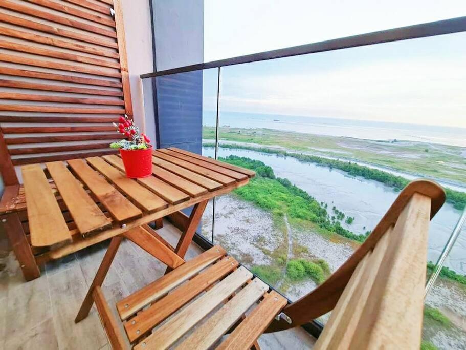 Malacca Sunsetfullyseaview#Netflix#Sofabed#Freecarprk#4Pax#Privatebathtub#Imperioresidence מראה חיצוני תמונה